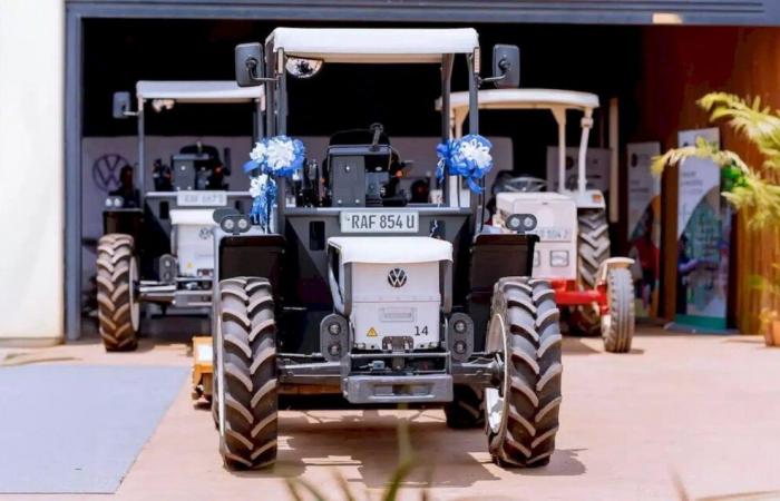 En dificultades con los coches, Volkswagen ha imaginado un tractor eléctrico