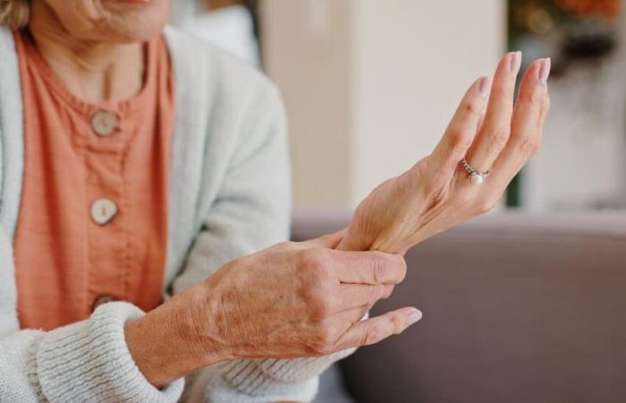 Este medicamento recetado a menudo a personas mayores aumenta el riesgo de osteoporosis según un estudio reciente