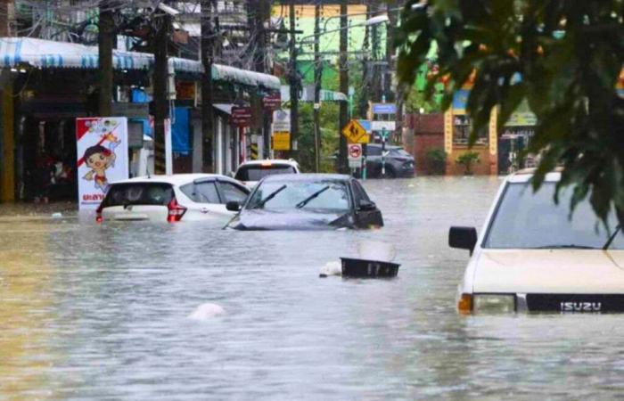 Las inundaciones arrasan cuatro provincias del sur de Tailandia