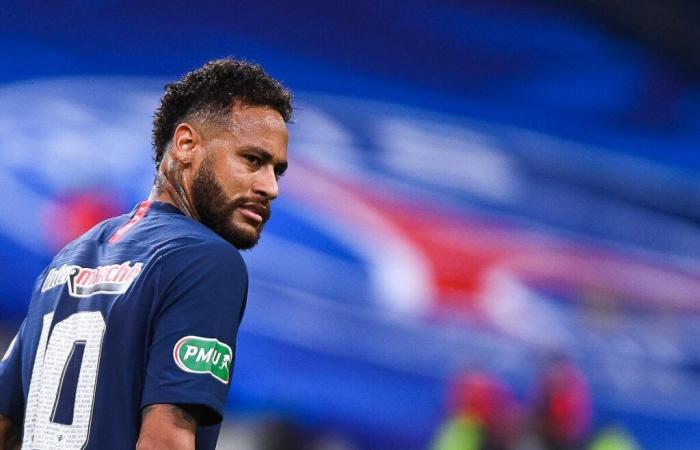 Neymar pagó para aplaudir a la afición, el PSG todavía se burló