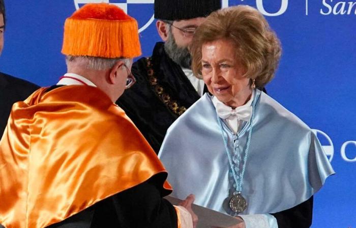 La Reina Sofía, doctora honoris causa de una universidad madrileña