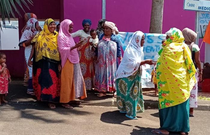 Los agentes de la maternidad de Dzoumogné no se desarman.