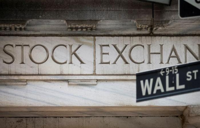 Wall Street: Wall Street termina a la baja con inflación y tecnología