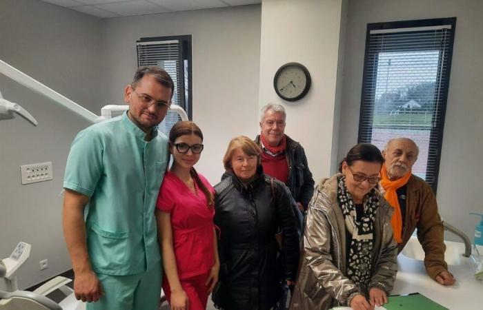 “Perlas muy raras”: dos dentistas moldavos están cambiando la vida de los pacientes en Indre