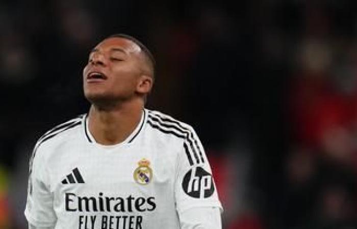 Penalti fallado, 15 balones perdidos… lleno de dudas, Kylian Mbappé ofrece otra noche de pesadilla y preocupación