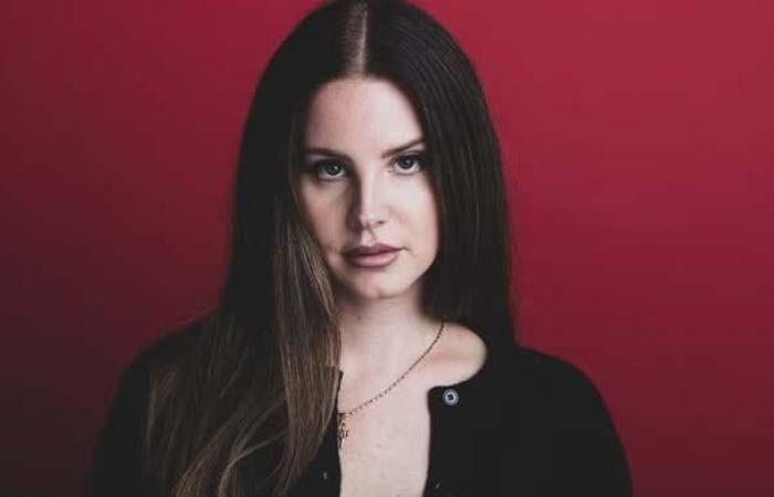 Lana Del Rey provoca indignación cuando los precios de las giras en el Reino Unido se disparan