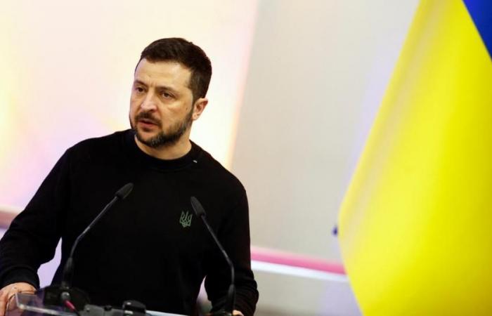 En directo – Guerra en Ucrania: Volodymyr Zelensky acusa a Rusia de lanzar “bombas de racimo” sobre la infraestructura energética del país