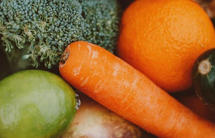 Denuncian una estafa de frutas y verduras en varios municipios