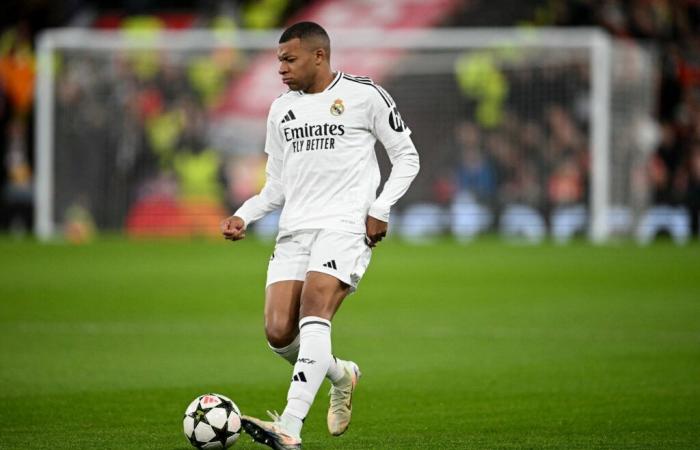 Kylian Mbappé, criticado tras su fallida actuación ante el Liverpool