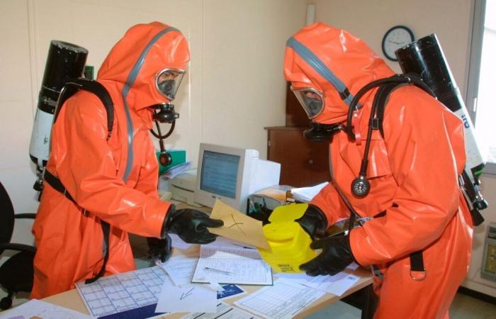 Hallan rastros de peste en una carta dirigida a una escuela