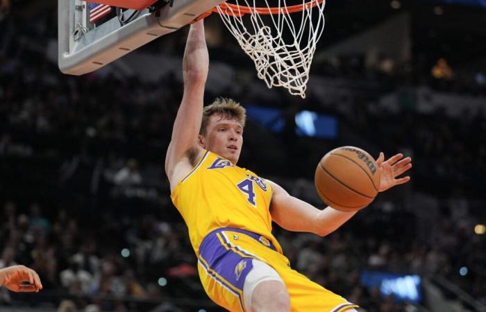 Dalton Knecht lidera a los Lakers en la goleada de los Spurs