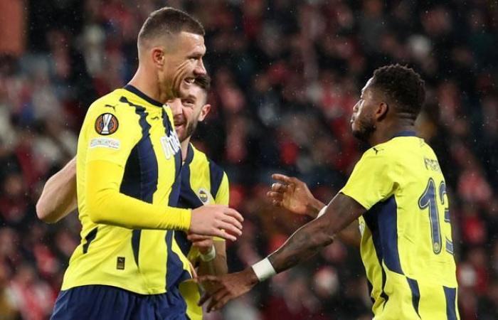 Slavia Praga 1-2 Fenerbahçe (resumen del partido de la UEFA Europa League)