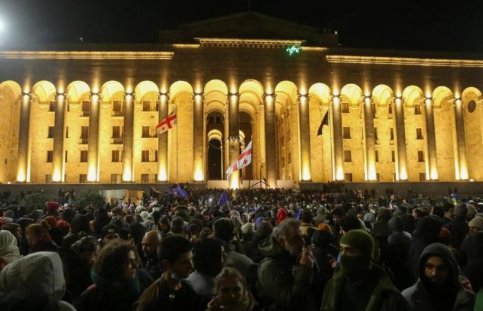 En Georgia, el Primer Ministro pospone la adhesión a la UE hasta 2028 y desencadena nuevas protestas en Tiflis