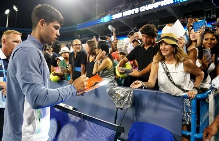 Impulsado por Carlos Alcaraz y Naomi Osaka, el tenis alcanza cifra récord de jugadoras en todo el mundo