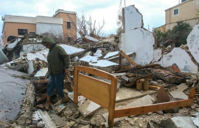 El ejército libanés despliega tropas y blindados en el sur, tras el alto el fuego entre Israel y Hezbolá