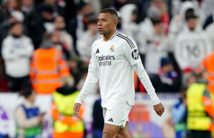 Mbappé asesinado por la prensa española