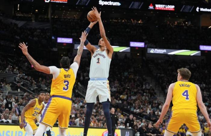 Corriendo sin nada: los Lakers rompen la aletargada racha de victorias de los Spurs