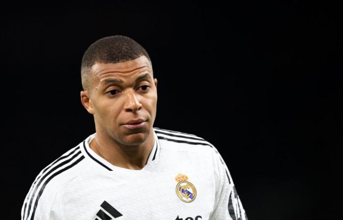 ¿Por qué Kylian Mbappé tendrá que pasar reconocimientos médicos tras la derrota ante el Liverpool?