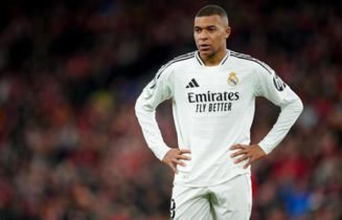 ¿Por qué Kylian Mbappé tendrá que pasar reconocimientos médicos tras la derrota ante el Liverpool?