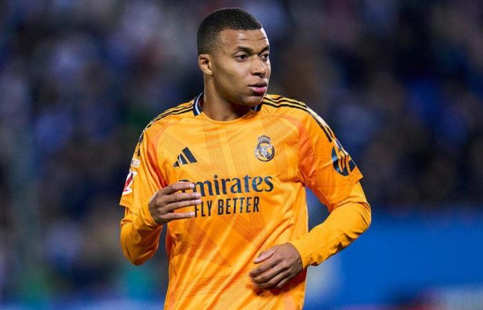 Zidane contactado por la Real para salvar a Mbappé