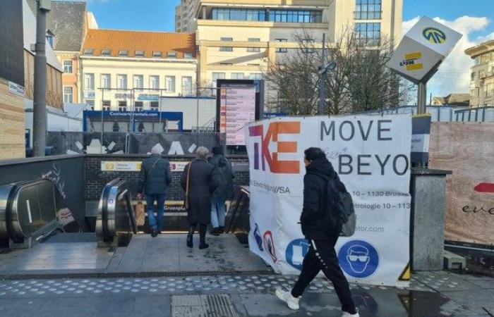 A la vista el fin de la sustitución de escaleras mecánicas en algunas estaciones anteriores al metro (Amberes)