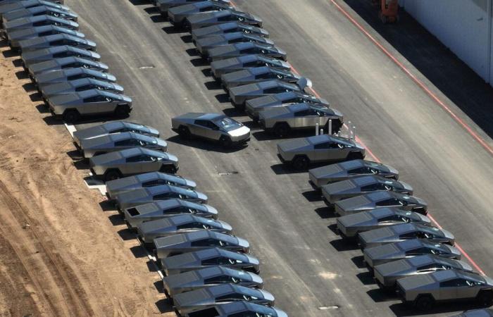 Devastadora tragedia del Tesla Cybertruck en California: tres vidas perdidas en un terrible accidente.