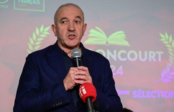 Philippe Claudel, presidente de la Academia Goncourt, molesto por la detención del escritor en Argelia