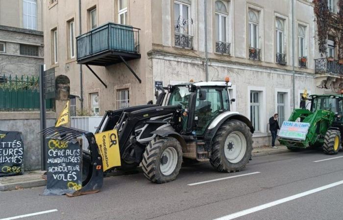 Crisis agrícola: nuevas acciones en Drôme y Ardèche, sindicatos recibidos por el prefecto de Ardèche