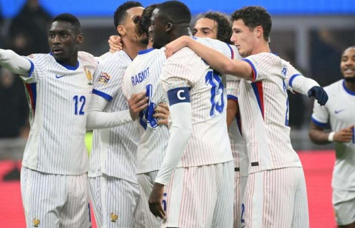 la selección francesa en el bombo 1 durante el sorteo de clasificación