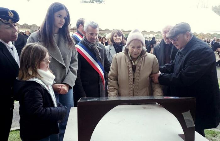 Esvres rinde vibrante homenaje a doce combatientes de la resistencia detenidos por la Gestapo en 1944