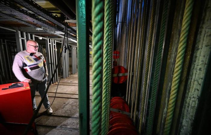 Más de 350 trajes e instrumentos bajo el agua: tras la inundación, la Casa de la Cultura de Nevers cura sus heridas