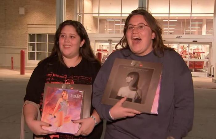 Jacksonville Swifties chocan con Target para el lanzamiento del libro y álbum de Taylor Swift el Viernes Negro