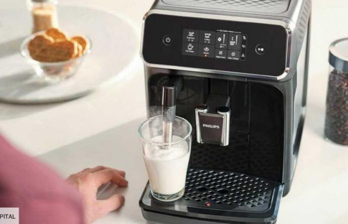 Esta famosa cafetera de Philips ve bajar su precio en 126 euros