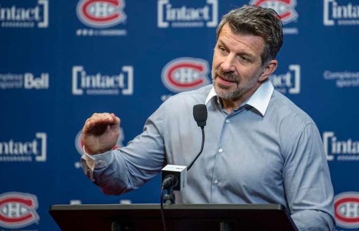 Marc Bergevin habría amenazado a los jugadores francófonos: “Os vamos a abrazar… ¡fuera!”.