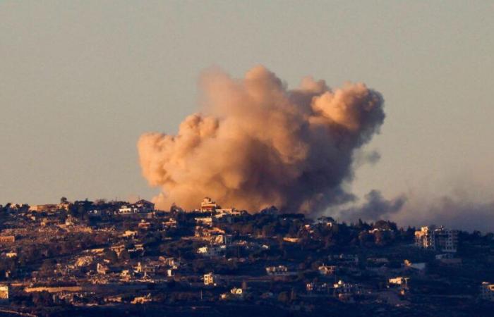 En el sur del Líbano, los residentes de Kiam son objeto de fuego israelí, informa la agencia libanesa.