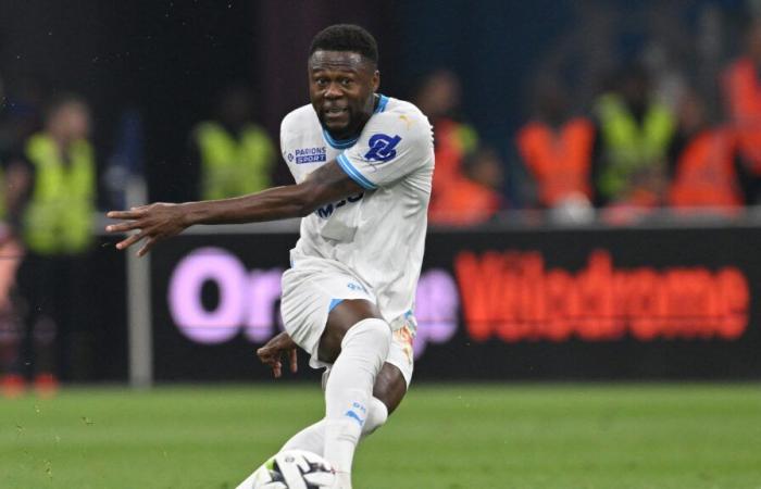 El OM, líder de la Ligue 1, corre hacia Chancel Mbemba