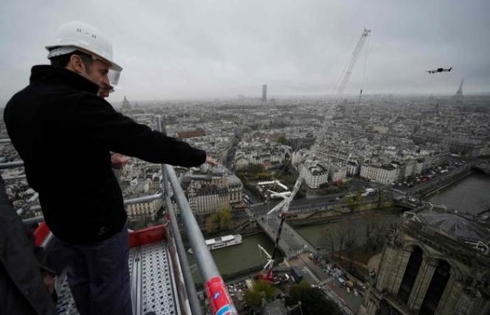 Se espera a Emmanuel Macron para su última visita a las obras de la catedral, antes de su reapertura