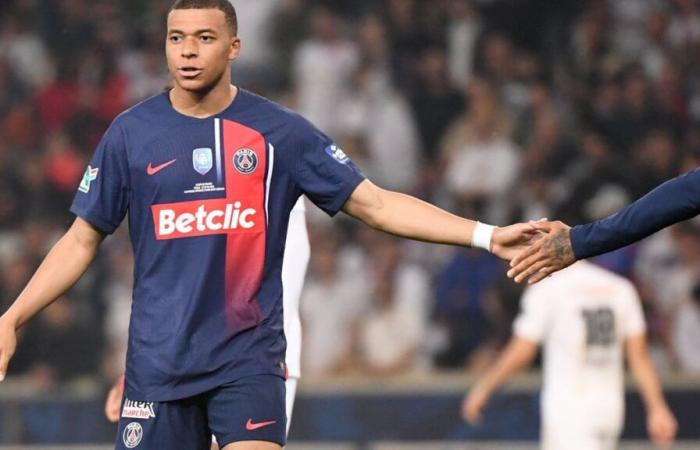 PSG: Riolo hace balance sobre las salidas de Mbappé