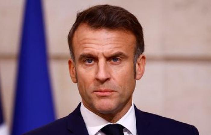 Emmanuel Macron pide detener “inmediatamente” todas las acciones que “contravengan” el alto el fuego