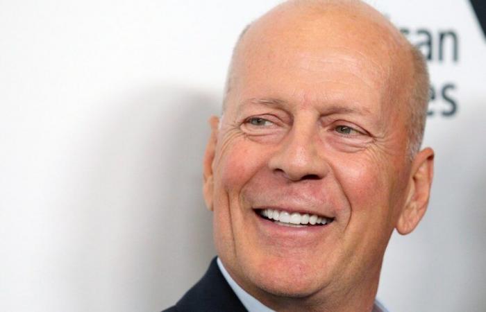 Las hijas de Bruce Willis comparten fotos raras con su padre en Acción de Gracias