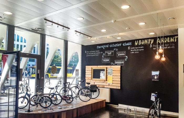 todo para andar en bicicleta en la estación #Guillemins