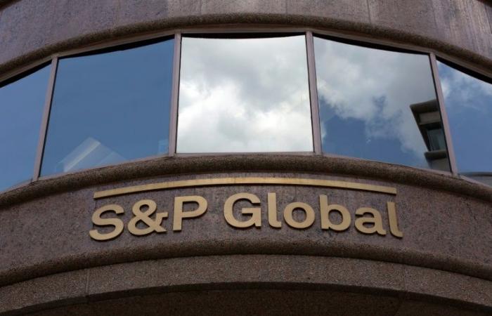 Se espera el veredicto del S&P sobre Francia en medio de una crisis presupuestaria