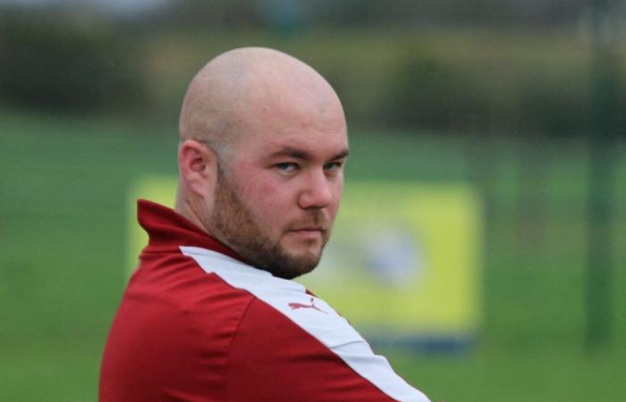 Programa de fútbol de Sarthe-Mayenne. Évron B / Vaiges, un shock explosivo