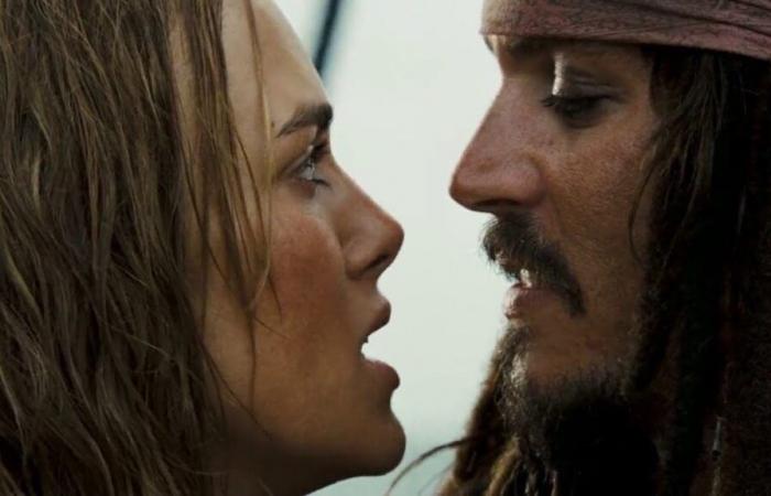 Johnny Depp habla sobre la incómoda escena de beso con Keira Knightley debido a su enorme diferencia de edad