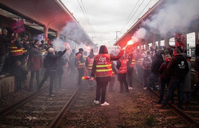 Huelgas, viajes gratuitos, jubilaciones anticipadas… Lo que realmente nos cuestan los privilegios de los trabajadores ferroviarios