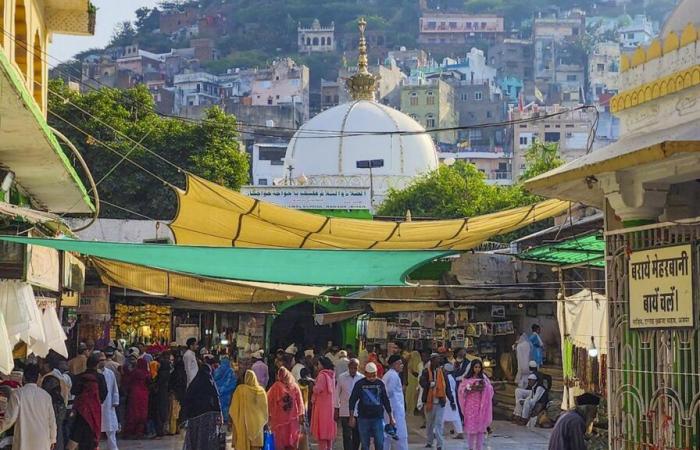 El aviso judicial sobre la declaración de culpabilidad de Ajmer dargah provoca fuertes reacciones en los círculos políticos y religiosos