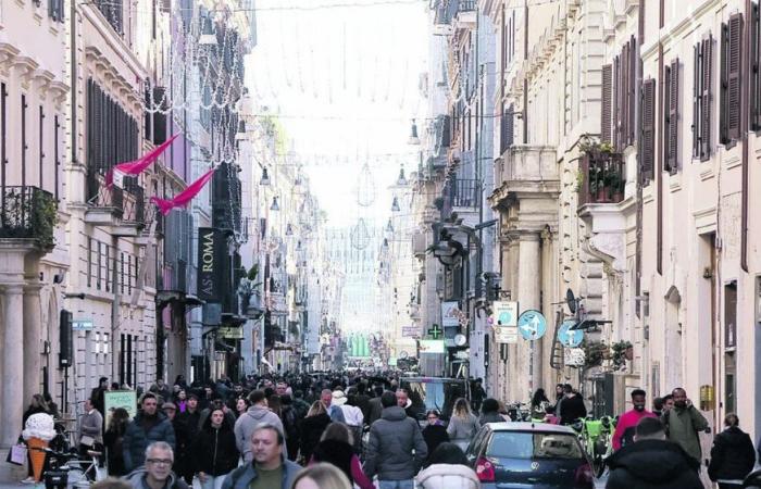 La habitación de una rica señora moldava limpia