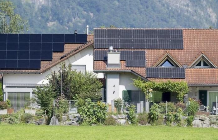 El grupo E adopta una remuneración basada en el mercado para la energía solar – rts.ch