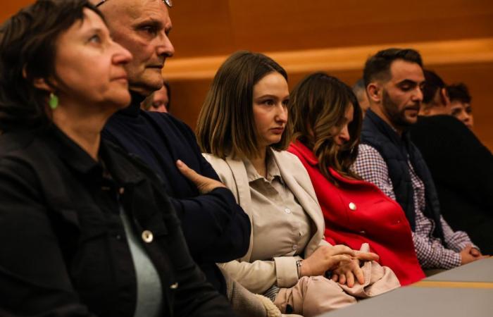 ‘Nos vemos esta noche papi’, sigo esperando”, una familia “devastada por el dolor”