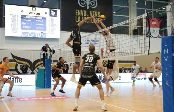 Le Plessis-Robinson lleva Cannes a Marmara SpikeLigue